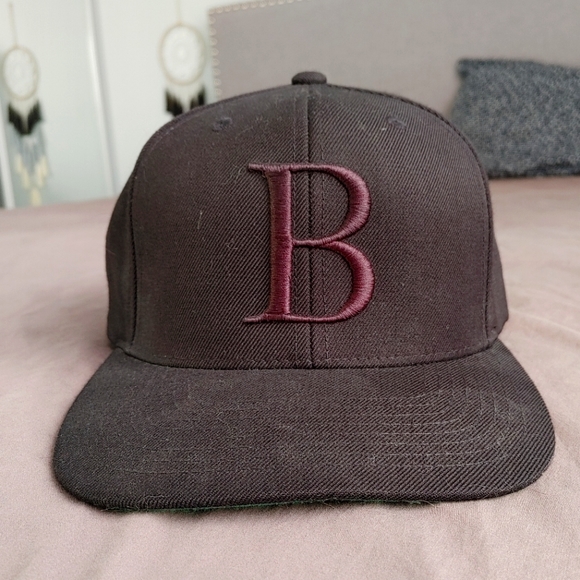 Black Cap - Picture 1 of 3